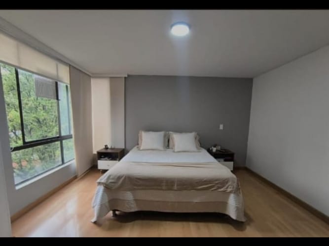 Apartamento de 3 alcobas en venta en El Tesoro, Medellín, 140 m² · foto 10 de 24