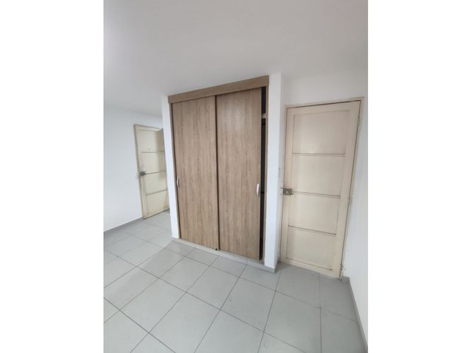 Casa de 4 alcobas en venta en Panamericano, Cali, 200 m² · foto 7 de 9