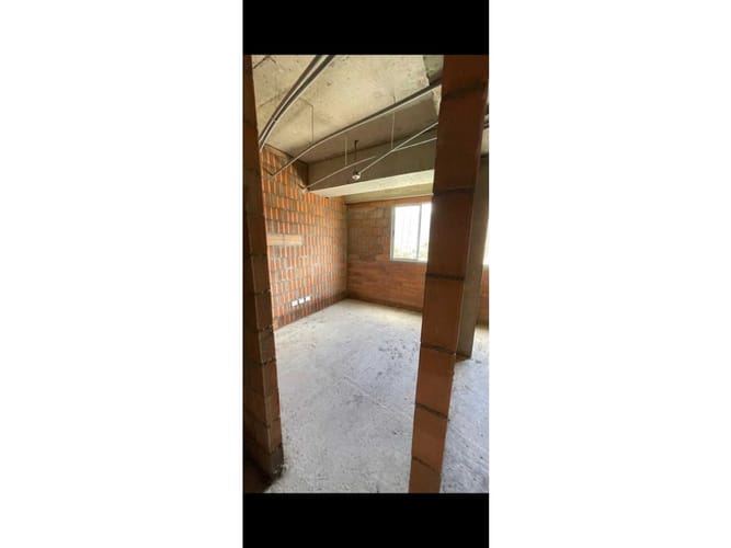 Apartamento de 3 alcobas en venta en Bellavista, Bello, 76 m² · foto 9 de 19