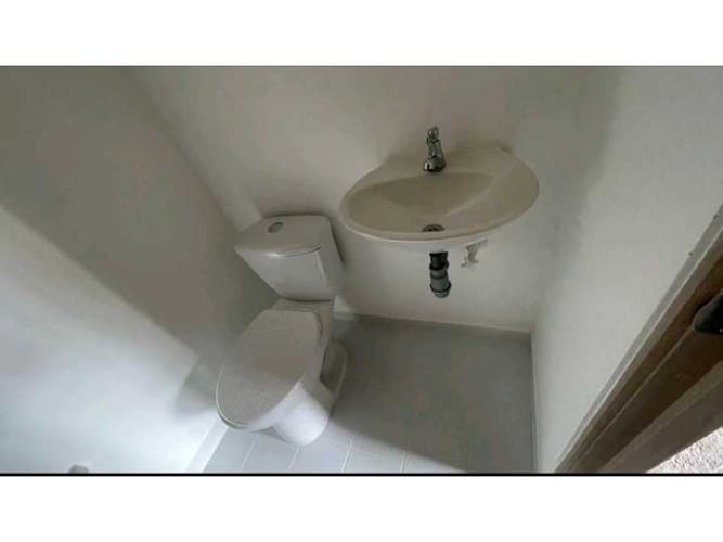Apartamento de 3 alcobas en venta en Bellavista, Bello, 76 m² · foto 14 de 19