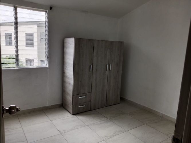 Apartamento de 3 alcobas en venta en Napoles, Jamundí, 56 m² · foto 2 de 8