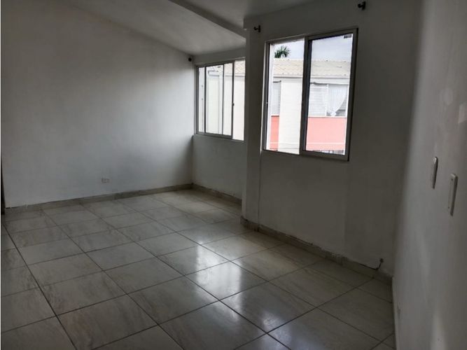 Apartamento de 3 alcobas en venta en Napoles, Jamundí, 56 m² · foto 3 de 8