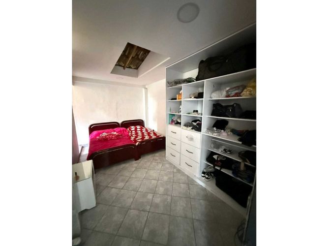 Casa de 4 alcobas en venta en La América, Medellín, 702 m² · foto 7 de 24