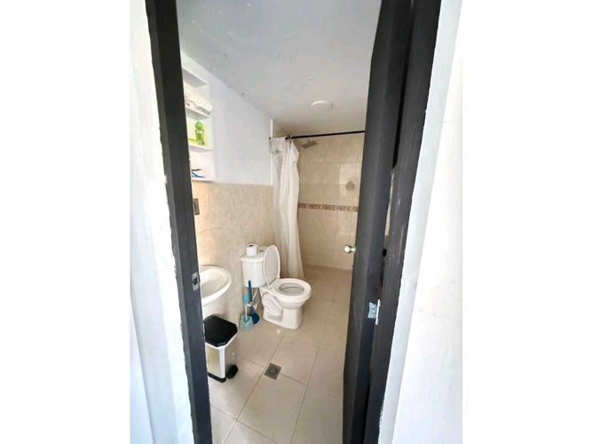 Casa de 4 alcobas en venta en La América, Medellín, 702 m² · foto 8 de 24