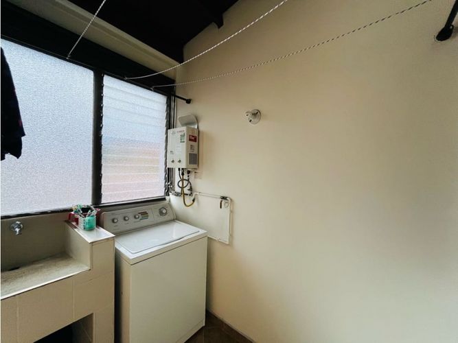 Apartamento de 4 alcobas en venta en Las Acacias, Medellín, 113 m² · foto 14 de 24