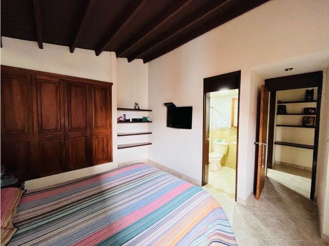 Apartamento de 4 alcobas en venta en Las Acacias, Medellín, 113 m² · foto 17 de 24