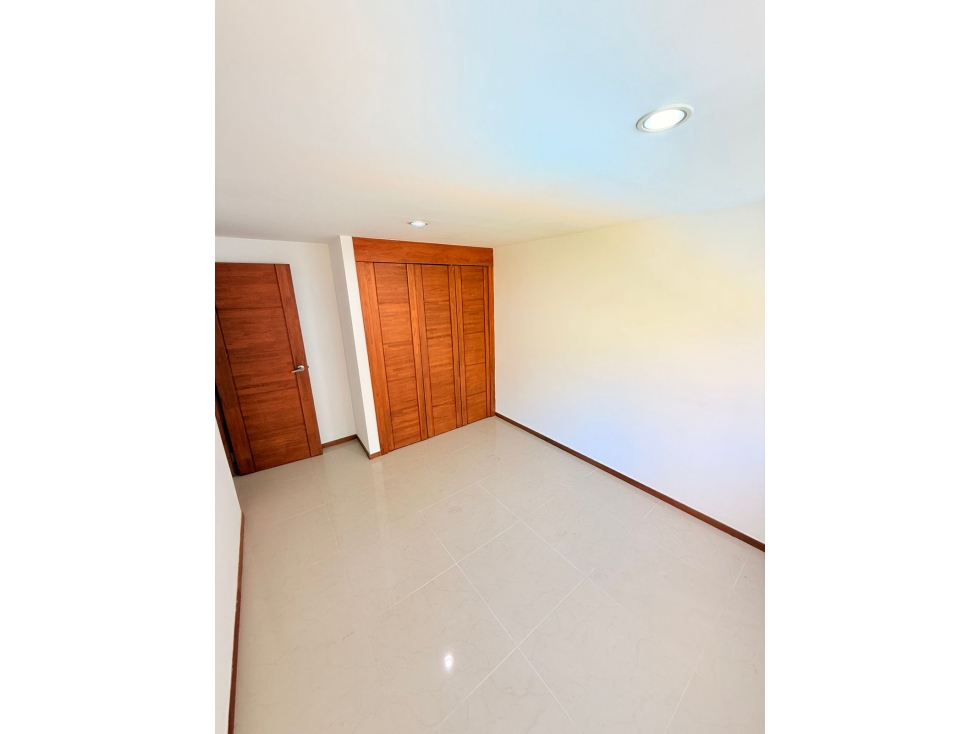 Apartamento en arriendo en Vereda La Doctora, Sabaneta · foto 8 de 24