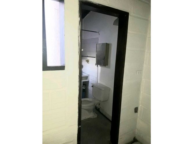 Casa de 3 alcobas en venta en El Velodromo, Medellín, 148 m² · foto 11 de 21