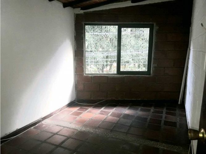 Casa de 3 alcobas en venta en El Velodromo, Medellín, 148 m² · foto 17 de 21