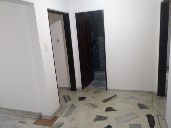 Casa de 5 alcobas en venta en La Flora, Cali, 480 m² · foto 4 de 24