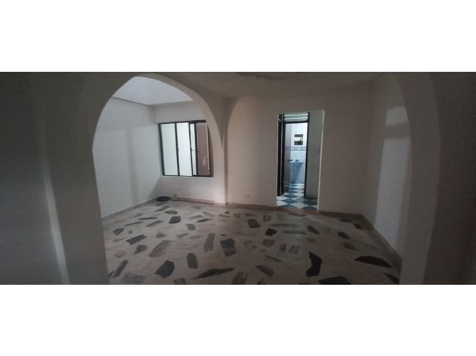 Casa de 5 alcobas en venta en La Flora, Cali, 480 m² · foto 8 de 24