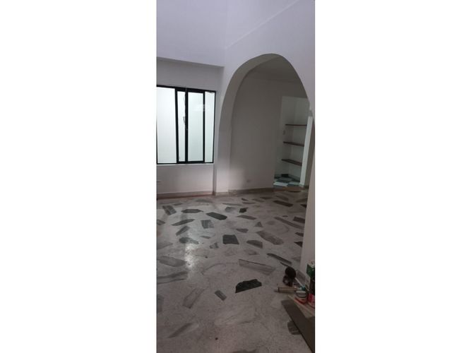 Casa de 5 alcobas en venta en La Flora, Cali, 480 m² · foto 21 de 24