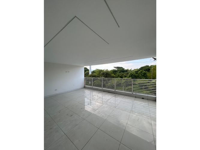 Casa de 5 alcobas en venta en Caney, Cali, 320 m² · foto 3 de 11