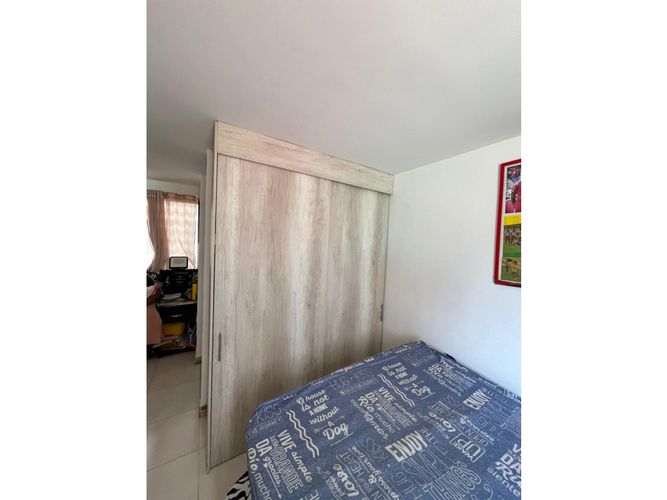 Apartamento de 2 alcobas en venta en Cr. Los Naranjos, Jamundí, 63 m² · foto 6 de 7