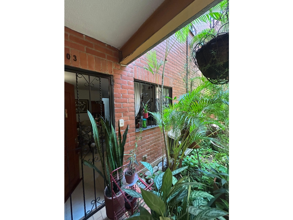 Apartamento en venta en El Refugio, Cali · foto 2 de 12