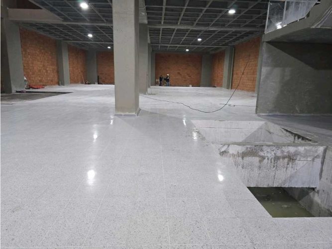 Bodega en arriendo en San Diego, Medellín, 3000 m² · foto 12 de 14