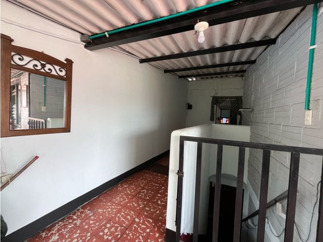 Casa de 4 alcobas en venta en La Milagrosa, Medellín, 140 m² · foto 15 de 16