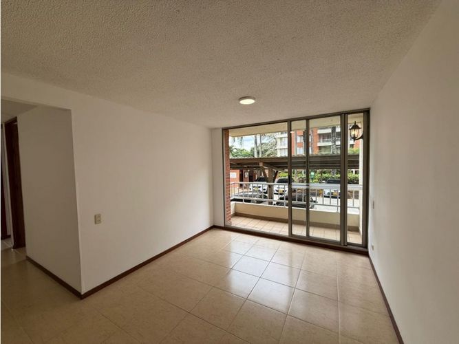Apartamento de 3 alcobas en venta en El Ingenio, Cali, 85 m² · foto 1 de 15