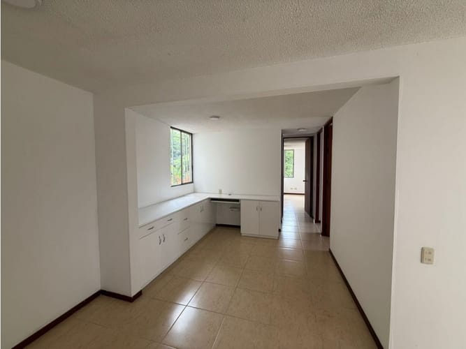 Apartamento de 3 alcobas en venta en El Ingenio, Cali, 85 m² · foto 4 de 15