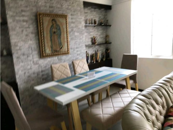 Apartamento de 4 alcobas en venta en Los Colores, Medellín, 185 m² · foto 4 de 24
