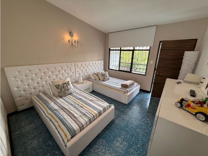 Casa de 4 alcobas en venta en La Flora, Cali, 270 m² · foto 15 de 24