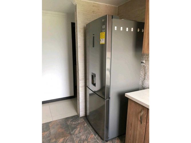 Apartamento de 4 alcobas en venta en Los Colores, Medellín, 185 m² · foto 8 de 24