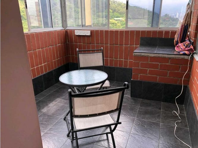 Apartamento de 4 alcobas en venta en Los Colores, Medellín, 185 m² · foto 11 de 24