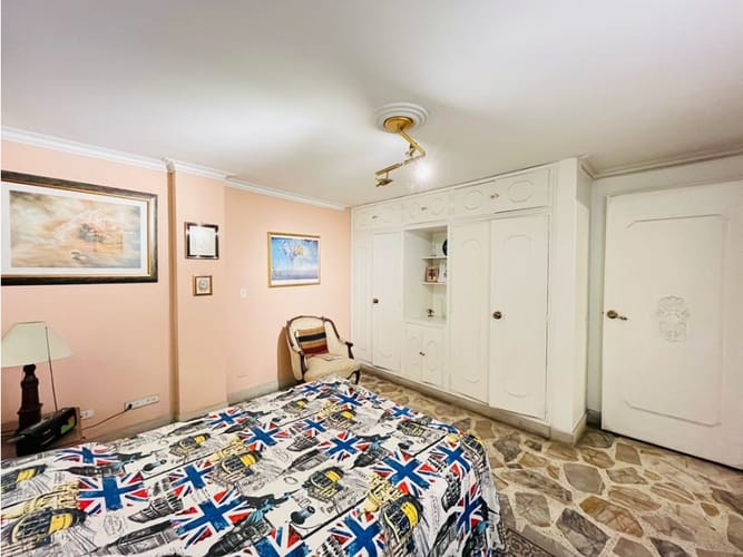 Apartamento de 4 alcobas en venta en Laureles, Medellín, 203 m² · foto 17 de 24