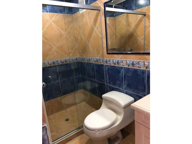 Apartamento de 4 alcobas en venta en Los Colores, Medellín, 185 m² · foto 14 de 24