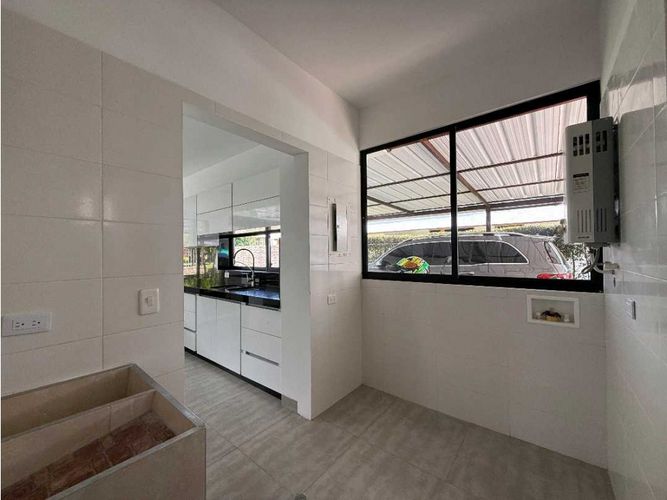Casa de 4 alcobas en venta en Las Mercedes, Jamundí, 300 m² · foto 9 de 18