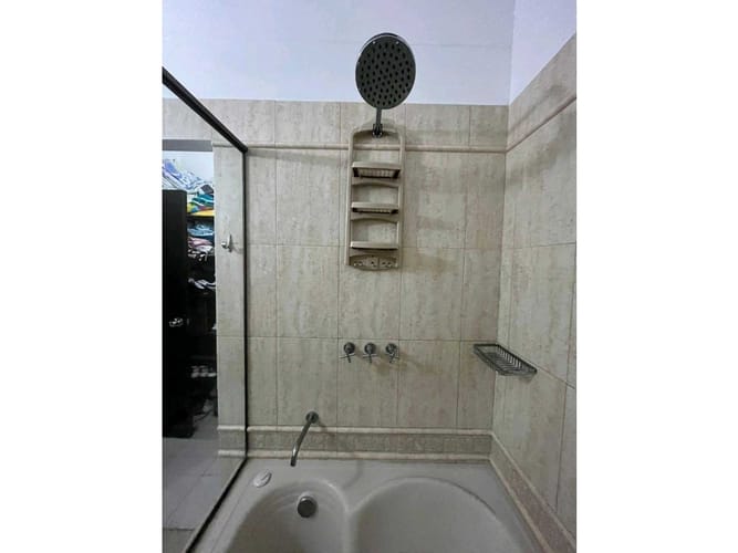 Apartamento de 4 alcobas en venta en Los Colores, Medellín, 185 m² · foto 19 de 24