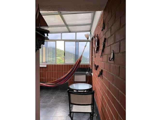 Apartamento de 4 alcobas en venta en Los Colores, Medellín, 185 m² · foto 20 de 24