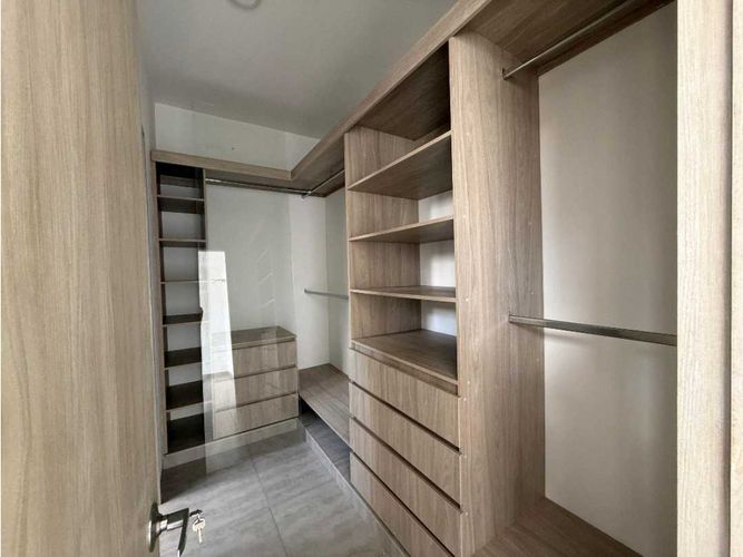 Casa de 4 alcobas en venta en Las Mercedes, Jamundí, 300 m² · foto 14 de 18