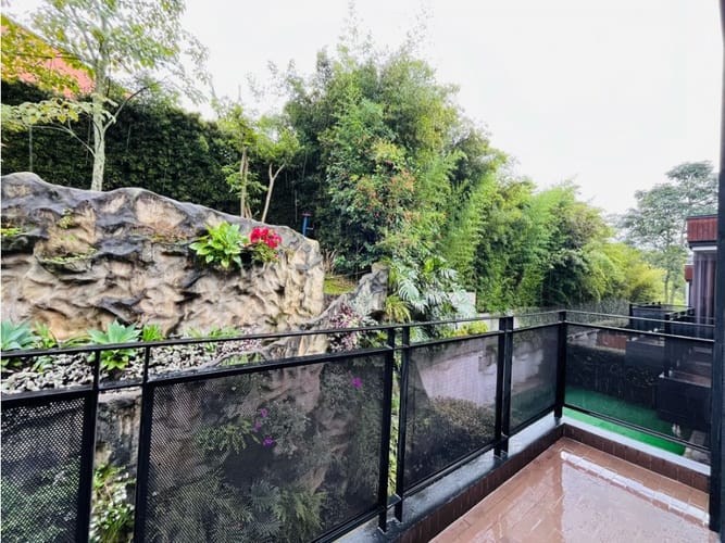 Casa de 5 alcobas en venta en Loma El Atravesado, Envigado, 345 m² · foto 22 de 24