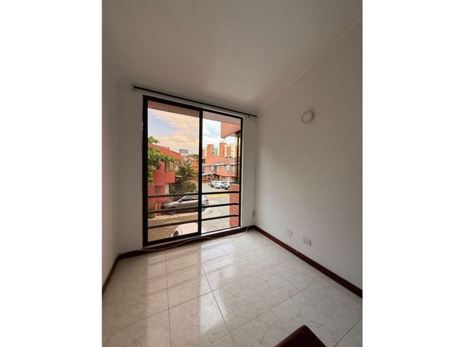 Casa de 4 alcobas en venta en Colseguros Andes, Jamundí, 150 m² · foto 3 de 22
