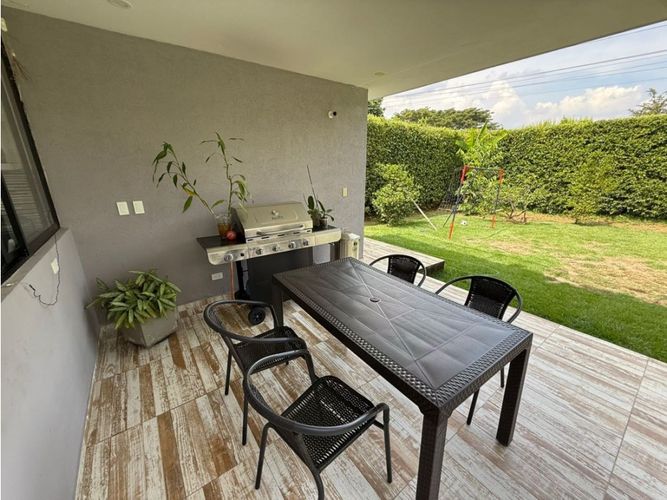 Casa de 4 alcobas en venta en Las Mercedes, Jamundí, 360 m² · foto 8 de 20