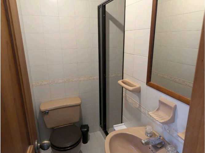 Apartamento de 4 alcobas en arriendo en Castropol, Medellín, 130 m² · foto 21 de 21