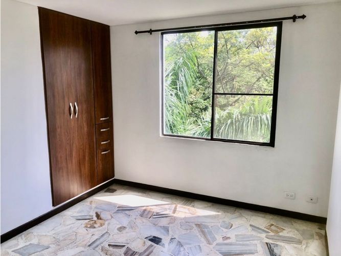 Apartamento de 4 alcobas en venta en El Gran Limonar Cataya, Cali, 108 m² · foto 5 de 14