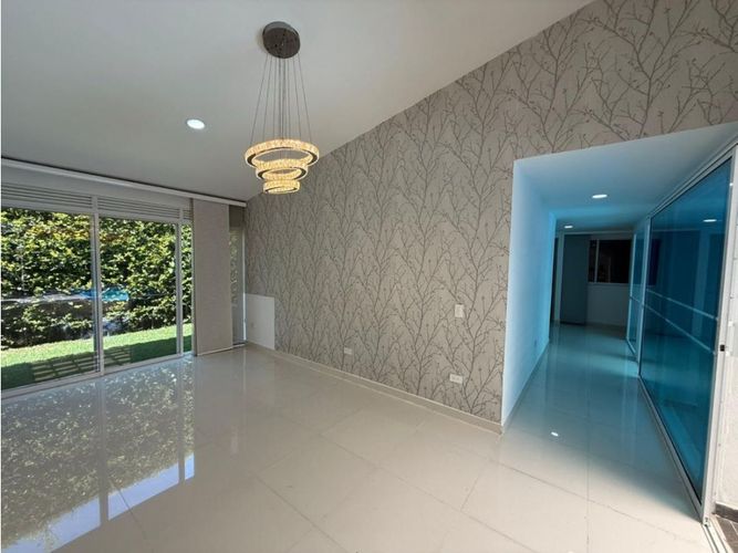 Casa de 4 alcobas en venta en La Morada, Jamundí, 250 m² · foto 2 de 19