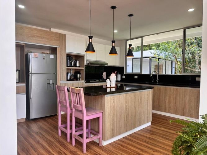 Casa de 3 alcobas en venta en Las Mercedes, Jamundí, 220 m² · foto 5 de 16