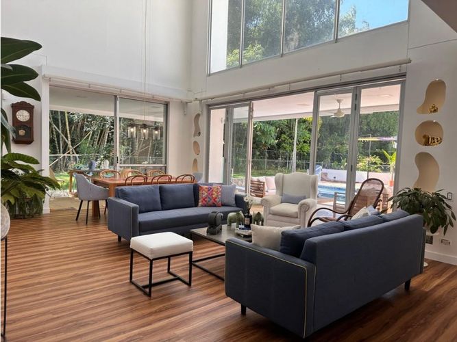 Casa de 3 alcobas en venta en Las Mercedes, Jamundí, 220 m² · foto 10 de 16