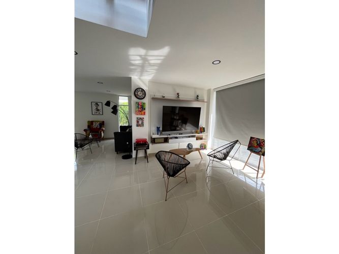 Casa de 4 alcobas en venta en La Morada, Jamundí, 180 m² · foto 3 de 16