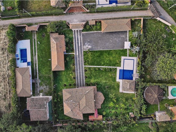 Casa de 7 alcobas en venta en Santa Elena, Cali, 300 m² · foto 5 de 24