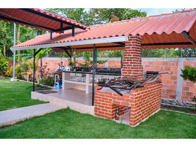 Casa de 7 alcobas en venta en Santa Elena, Cali, 300 m² · foto 19 de 24