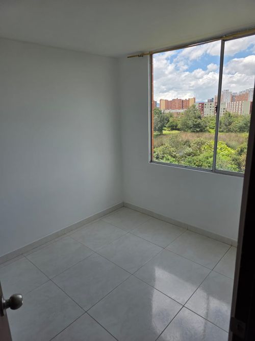 Apartamento de 2 alcobas en venta en Nueva Castilla, Bogotá, 45 m² · foto 6 de 9