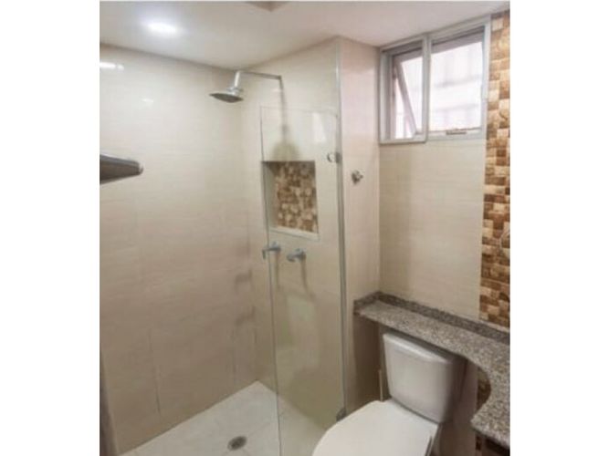 Apartamento de 3 alcobas en venta en Cr. Los Naranjos, Jamundí, 60 m² · foto 2 de 9