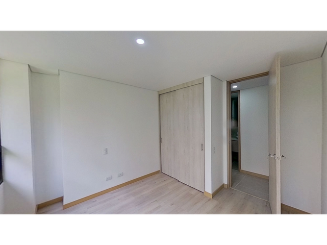 Apartamento de 2 alcobas en venta en Loma De Las Brujas, Envigado, 80 m² · foto 11 de 15