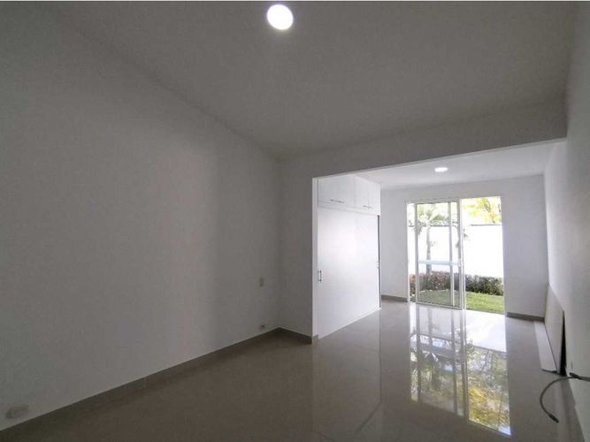Casa de 4 alcobas en venta en El Castillo, Jamundí, 337 m² · foto 14 de 15