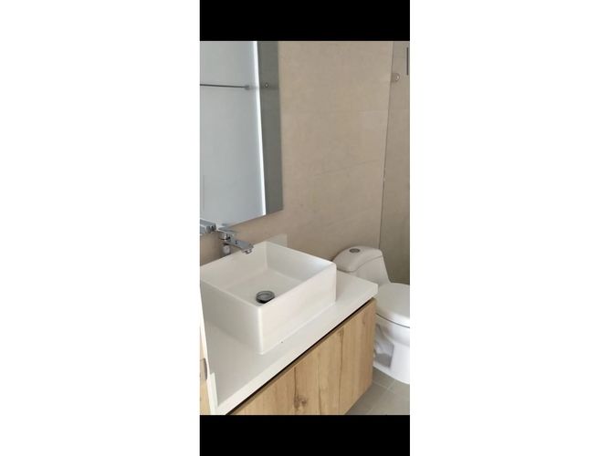 Apartamento en venta en Valle Del Lili, Cali, 99 m² · foto 2 de 11