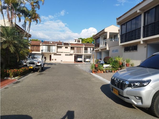 Casa de 5 alcobas en venta en La Hacienda, Cali, 313 m² · foto 3 de 18